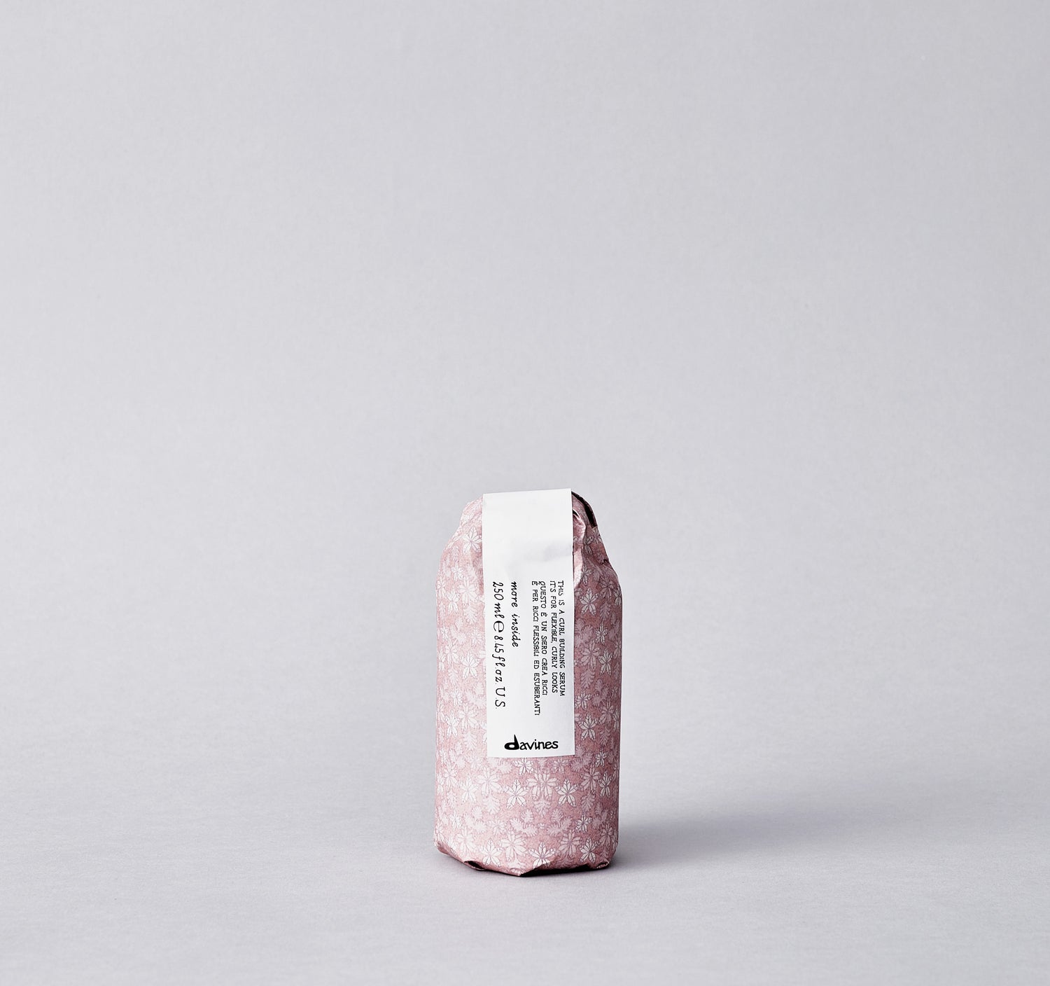 The Curl Building Serum is a leave-in serum for creating defined, bouncy curls. It adds elasticity and shine to curls, blocking frizz and humidity.