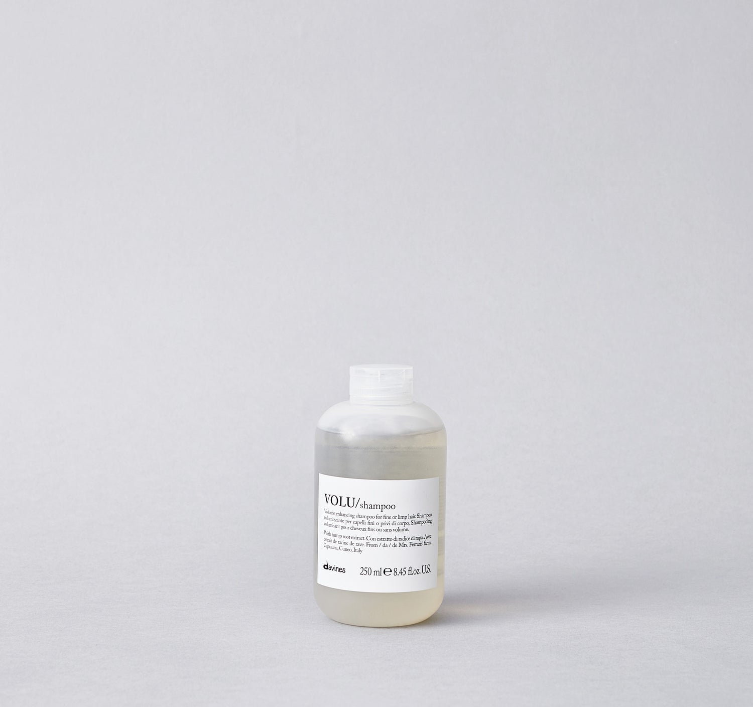 Volumizing shampoo for fine or limp hair. It gently cleanses the hair making it soft and light with a lasting boost of body and volume.