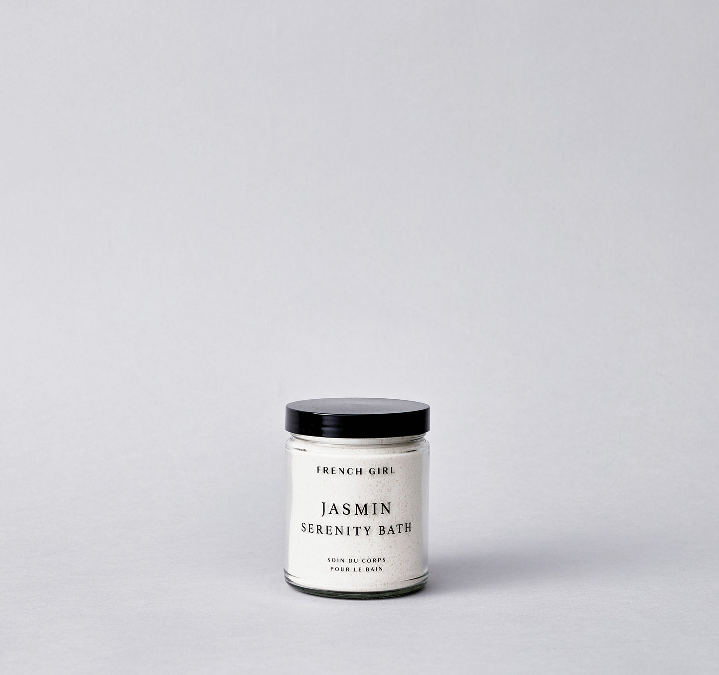 Sink into serenity with this effervescent powder-based bath soak that instantly moisturizes and softens skin for a luxurious new way to unwind.