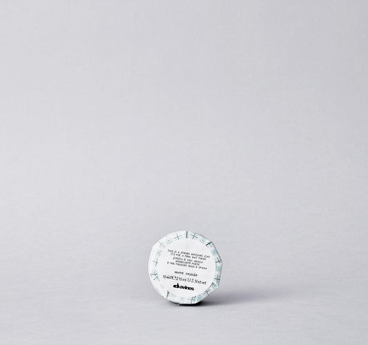 The Strong Moulding Clay is designed for matte styles with a strong hold. It allows you to be creative with hairstyling, providing a long-lasting hold without a sticky or wet-looking finish.