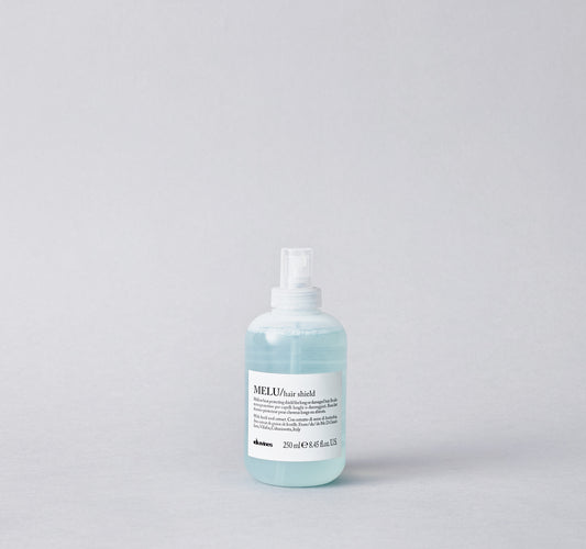 Ideal for protecting all types of hair from stress caused by straightener or blow dryer. The MELU Hair Shield effectively protects the hair from heat stresses.